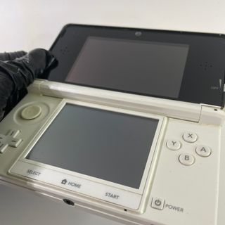 Nintendo 3DS Bianco con accessori