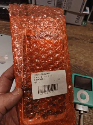 Dos iPads mini, una pantalla iPhone 7 plus y mo3