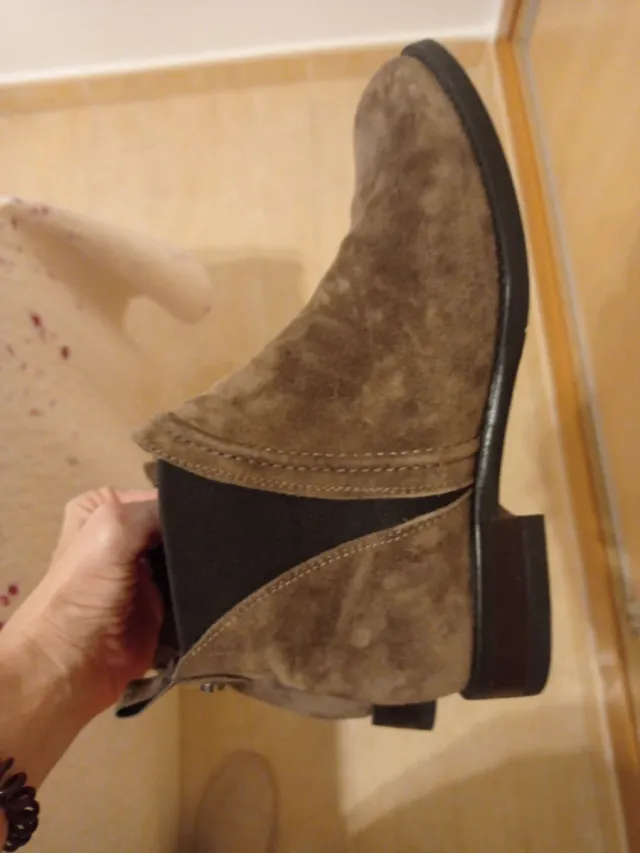 Botines Alpe seminuevos.  Hechos en España.