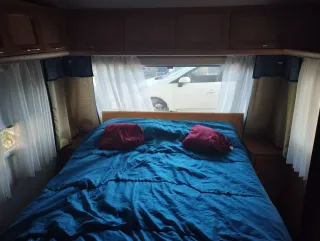 Caravana Bürstner City 470 TS con cama isla