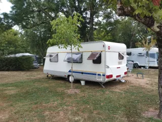 Caravana Bürstner City 470 TS con cama isla