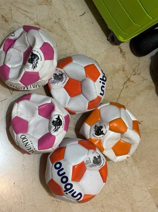 24 Balones de Fútbol Desinflados