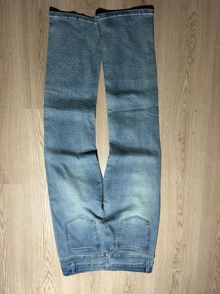 Jeans azzurri con strass taglia 44