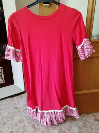 Vestido rojo con volantes