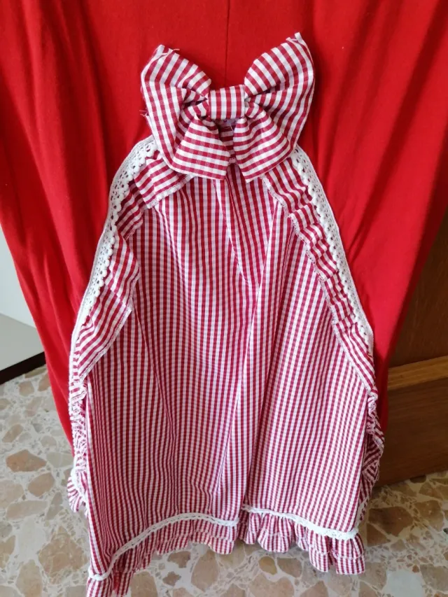 Vestido rojo con volantes