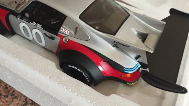 Porsche 911  RSR 1/12