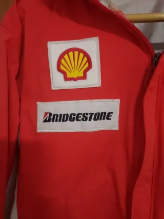Chaqueta Ferrari Roja y Blanca
