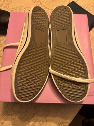 Zapatillas tipo Converse nuevas