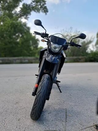 Yamaha XT660X Supermotard Negra
