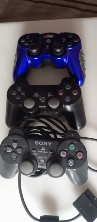 Consola PlayStation 2 Negra + Juegos y Mandos