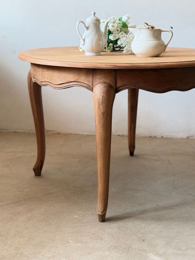 Mesa redonda extensible de madera maciza