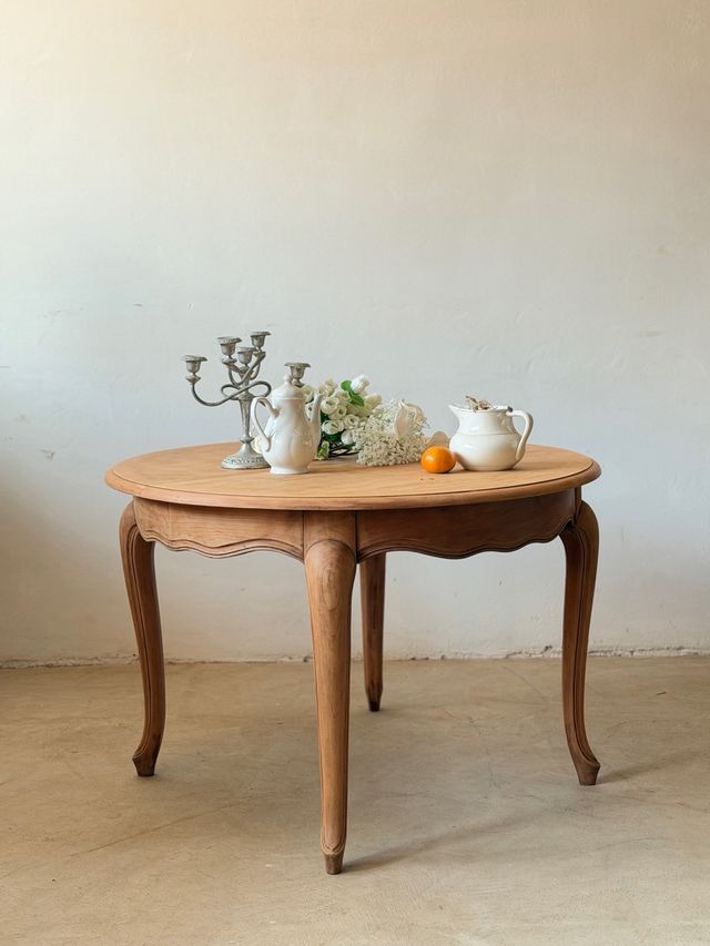 Mesa redonda extensible de madera maciza