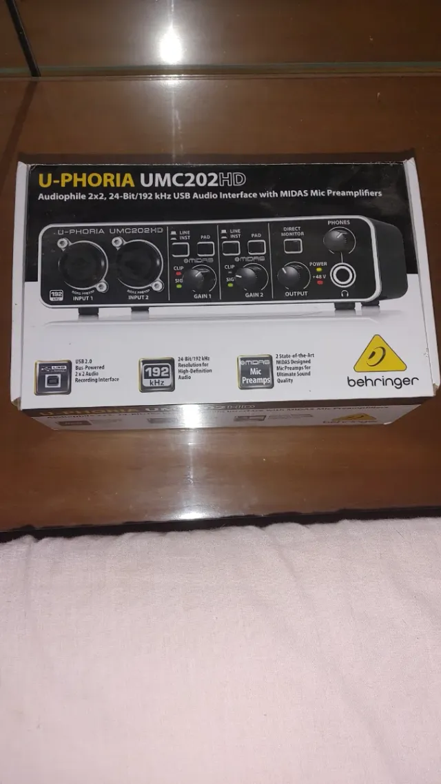 Behringer U-PHORIA UMC202HD Interfaz Audio USB