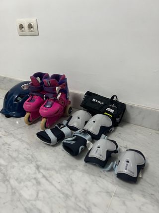 Patines, protecciones y casco infantil(tengo 2 par
