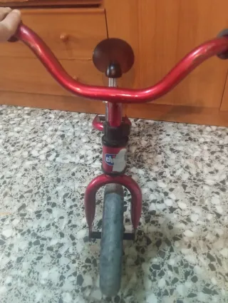 Bici sin pedales Chicco Red Bullet