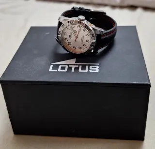 Reloj Lotus Infantil Negro y Plateado