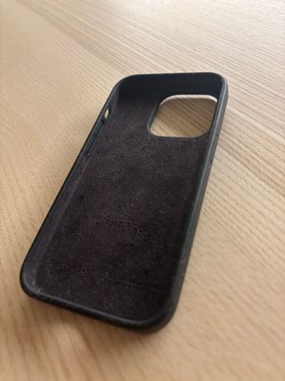 Carcasa Negra iPhone 14 Pro