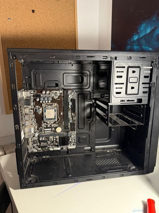 Procesador Intel i3-7100 + Placa Gigabyte H110M-S2