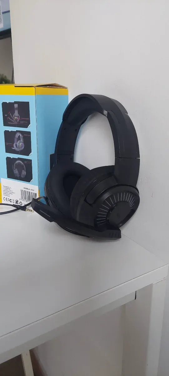 Cascos Gaming OVLENG RGB con Micrófono