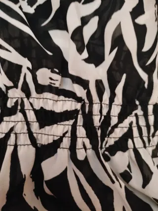 Camisola Verano Estampada Blanco y Negro