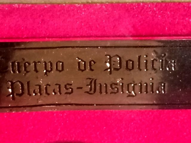 Collezione di targhe di polizia