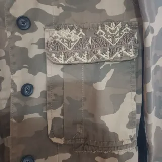 Chaqueta camuflaje mujer
