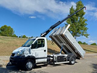 Camión Renault Trucks Mascott Grúa Volquete