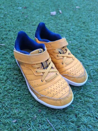 Botas Fútbol Sala Niño Amarillas y Azules