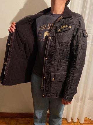 Chaqueta Barbour negra de mujer. Precio Negociable