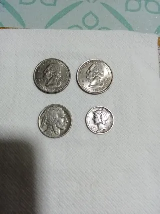 Lote 4 monedas USA: 2 quarters, 1 Buffalo, 1 Mercu