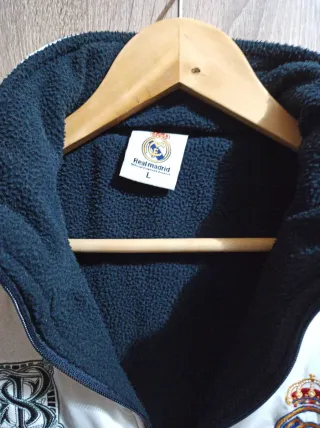 Chaleco blanco acolchado RealMadrid