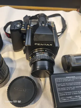 Cámara Pentax 645 Negra +objetivos+bolso