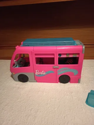 Super Caravana Barbie con Accesorios