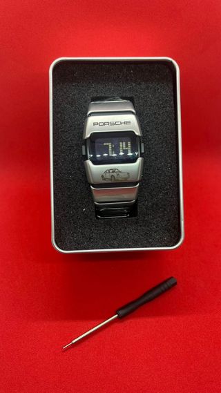 Reloj Digital Porsche Y2K
