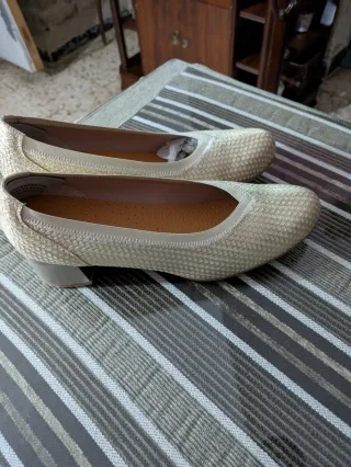 Zapatos Pikolinos Dorados Talla 38