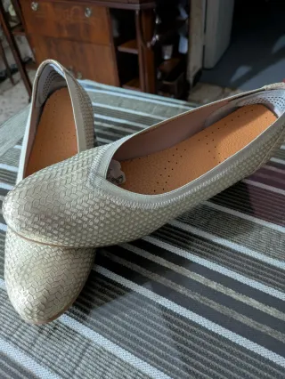 Zapatos Pikolinos Dorados Talla 38