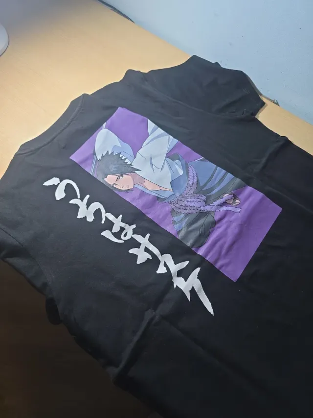 Camiseta Negra Naruto Sasuke