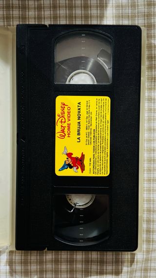 VHS DISNEY - LA BRUJA NOVATA