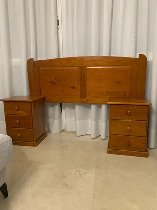 Cabecero de pino estilo provenzal