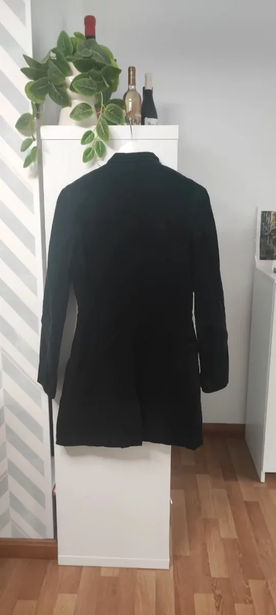 Abrigo Desigual Negro y Rojo Talla S