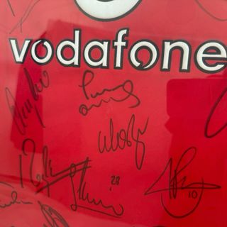 Camiseta Manchester con autógrafo de C. Ronaldo...