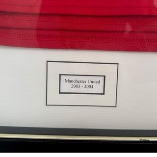 Camiseta Manchester con autógrafo de C. Ronaldo...