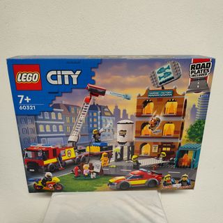 LEGO City 60321 - Caserma dei Vigili del Fuoco