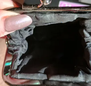 Porta monedas de piel