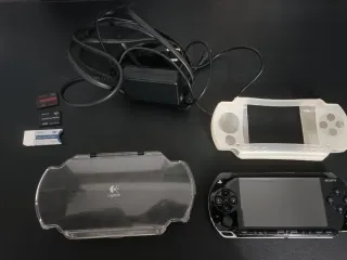 PSP 1000 Negra + Accesorios