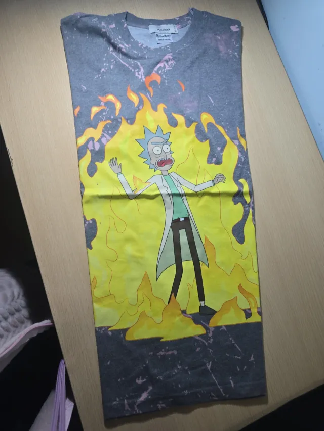Camiseta Rick y Morty Pull & Bear Talla M