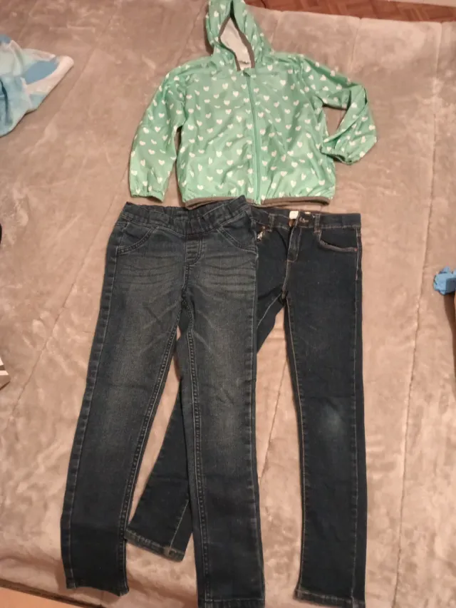 Conjunto 2 calças e casaco menina 7- 8 anos