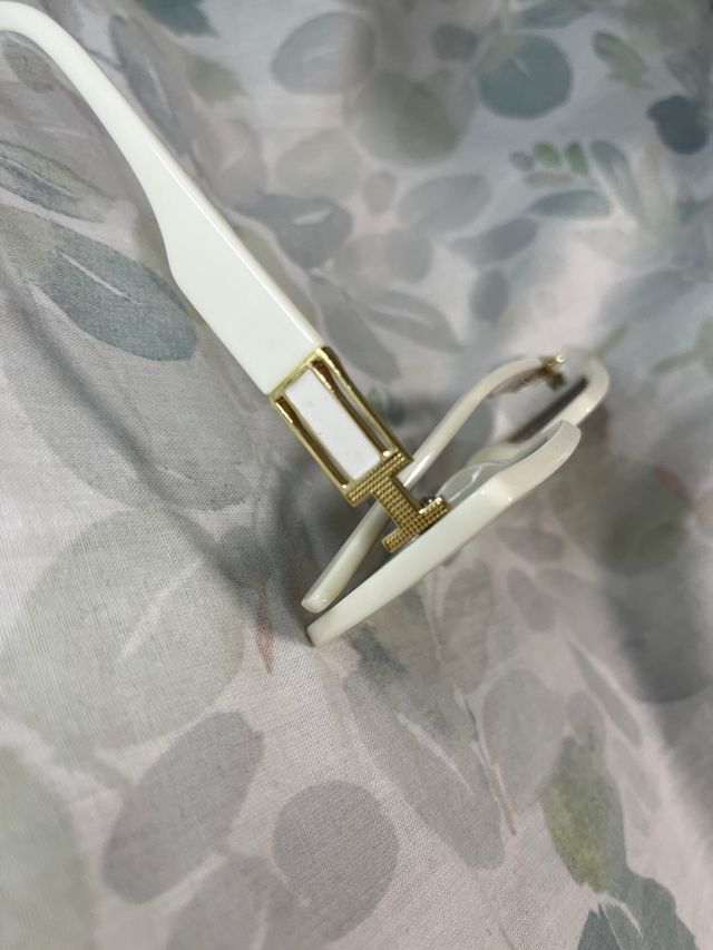 Gafas Hermes + Pendientes Perlas Dorados