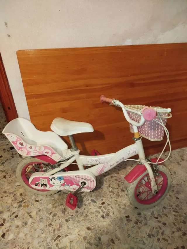 Bicicleta Infantil Hello Kitty Blanca y Rosa