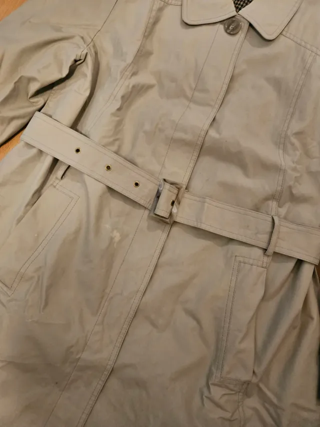 Gabardina impermeable